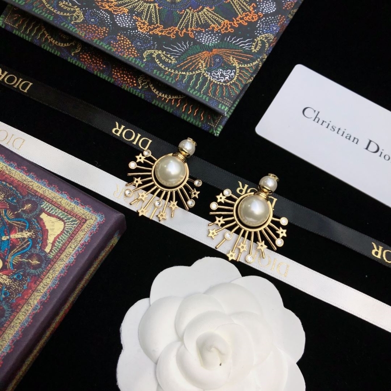 chr1st1an D10r earrings